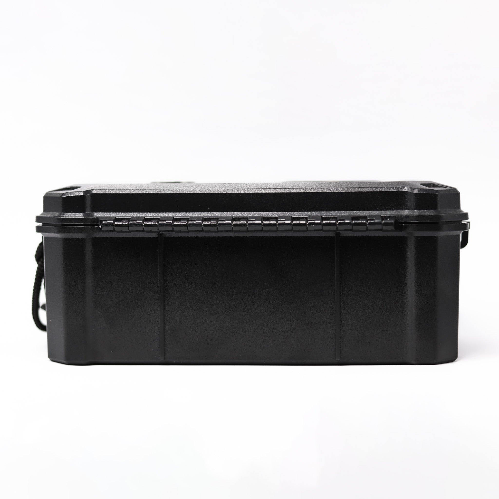 Protective hard cigar travel case by Hemingway