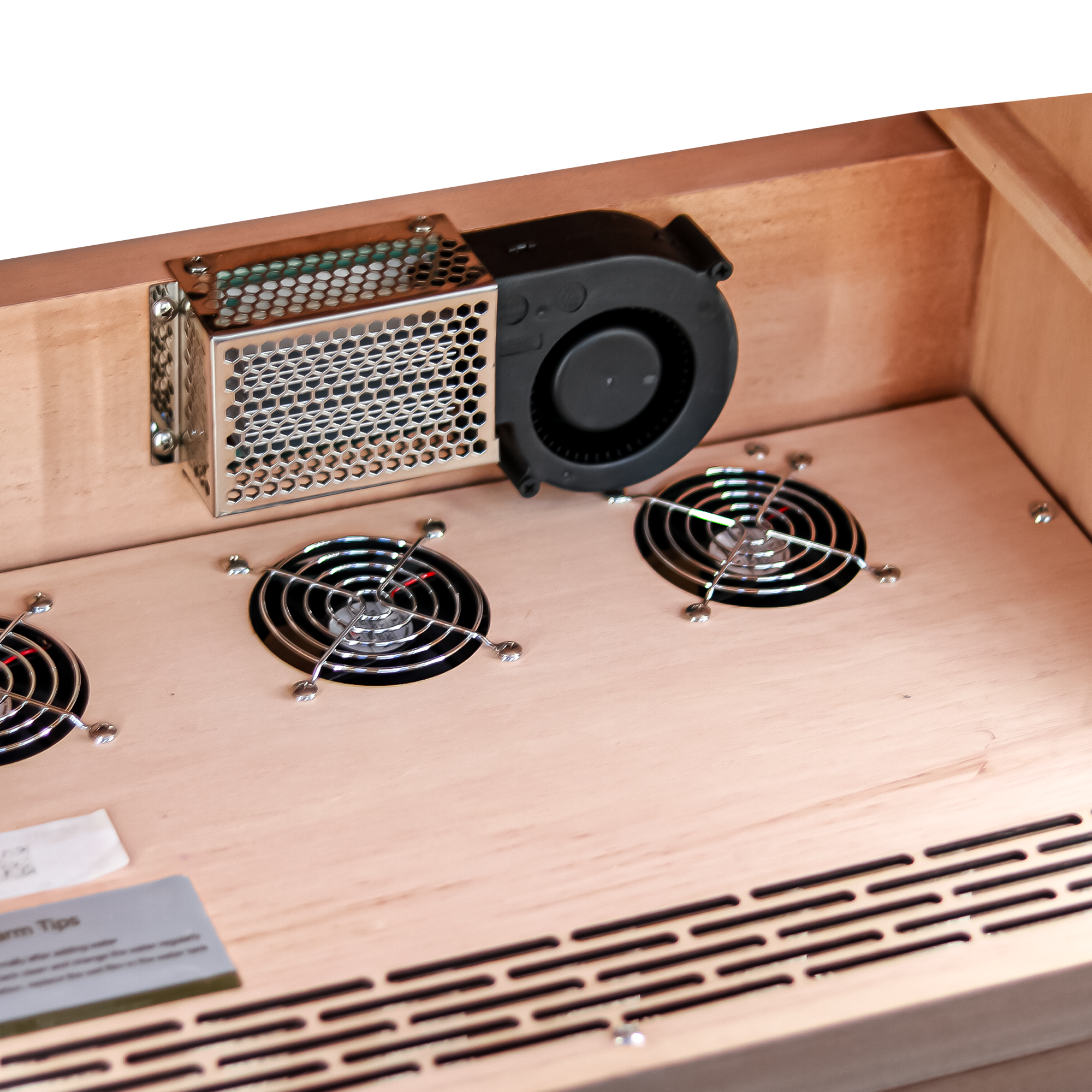 Hemingway 380A Limited Edition electric humidor - Interior ventilation hardware detail